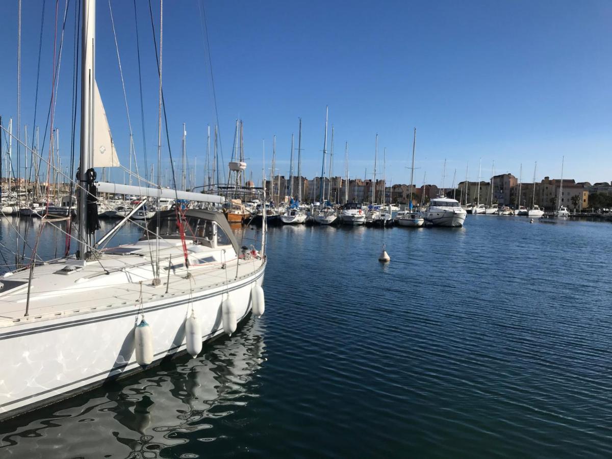 Saint-Pierre-La-Mer - Narbonne Plage Location T3 Climatisee Buitenkant foto